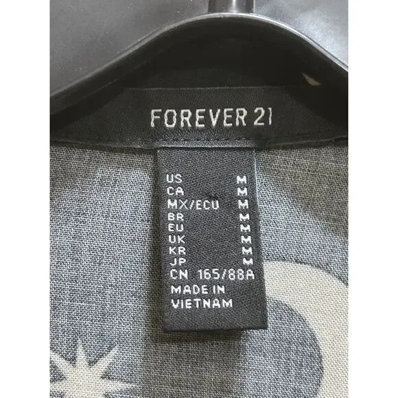 Forever 21 Moon Star Blouse M Black Celestial Button Up Witchy Goth Astrology - Picture 5 of 7